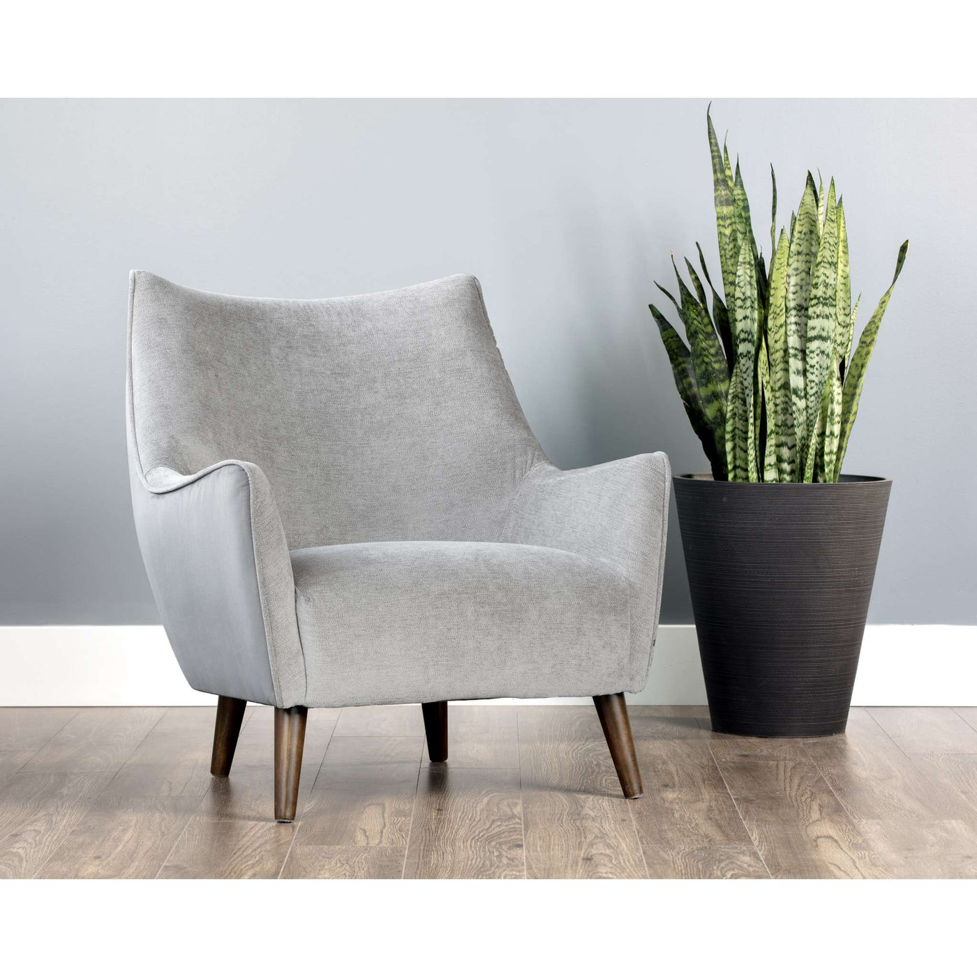 SORREL LOUNGE CHAIR