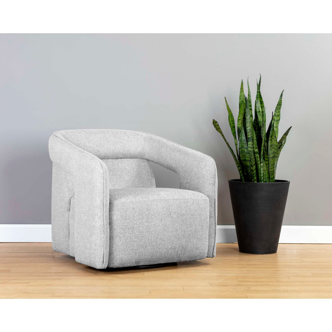 KENDRICK SWIVEL LOUNGE CHAIR