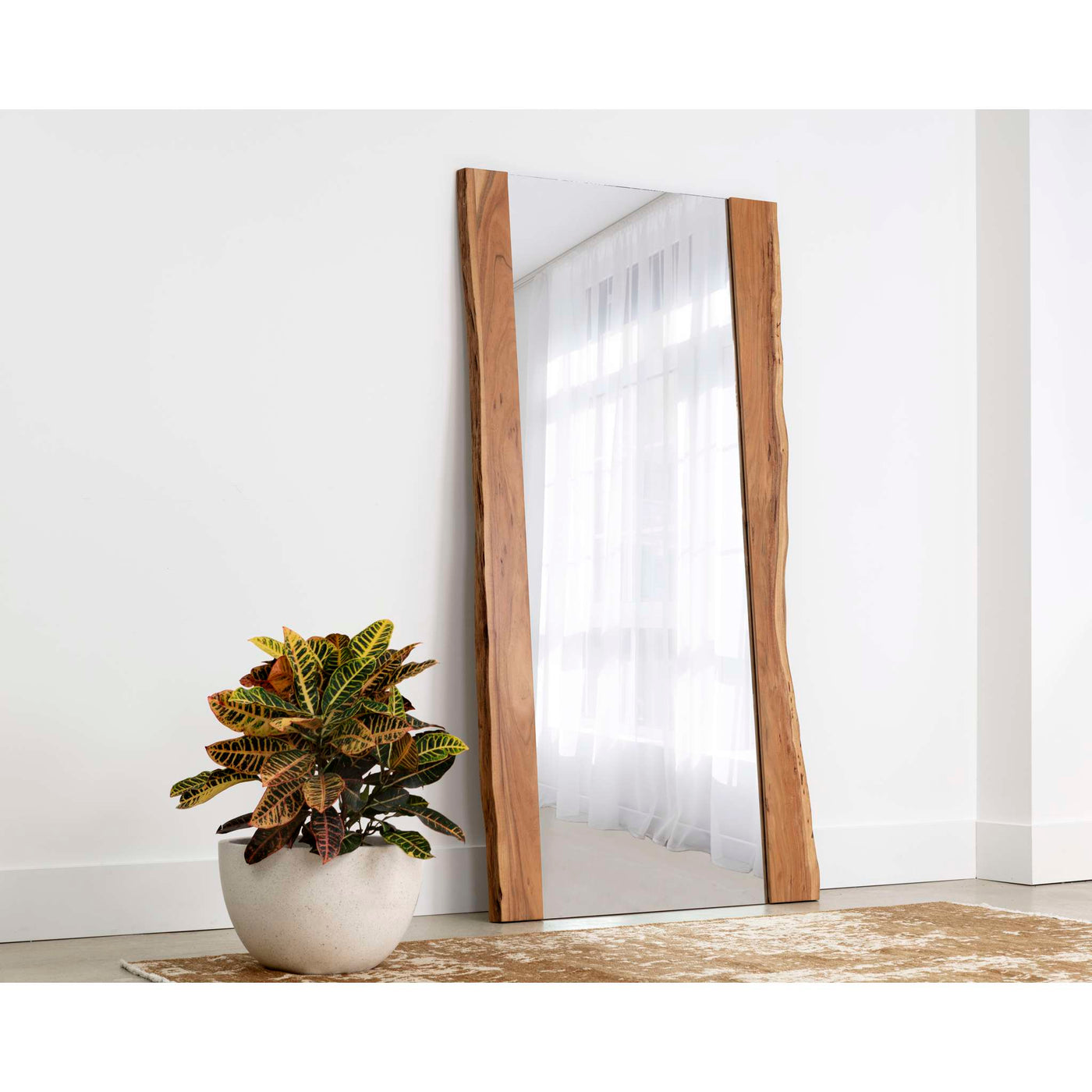 Fontana Floor Mirror