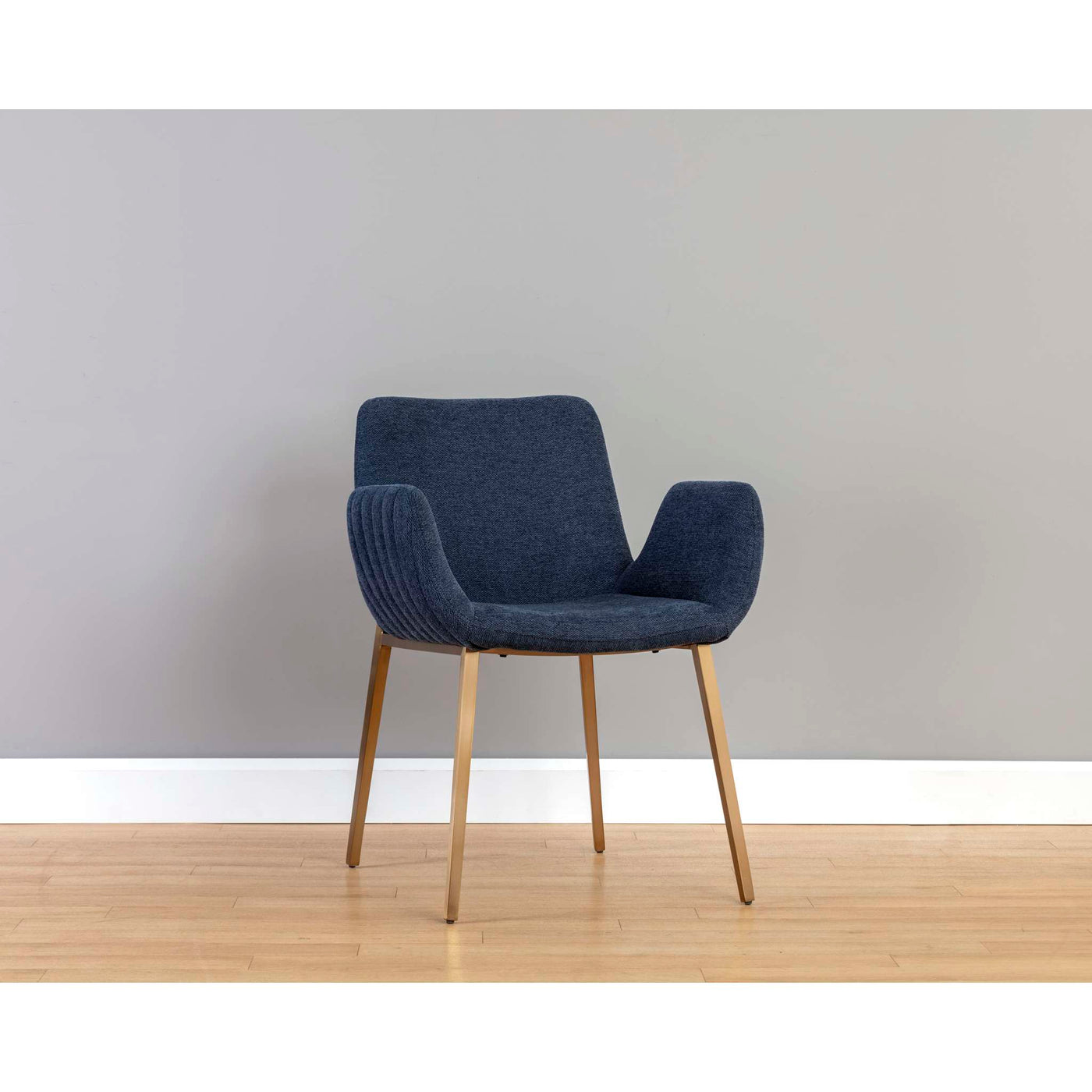 LUCANO DINING ARMCHAIR