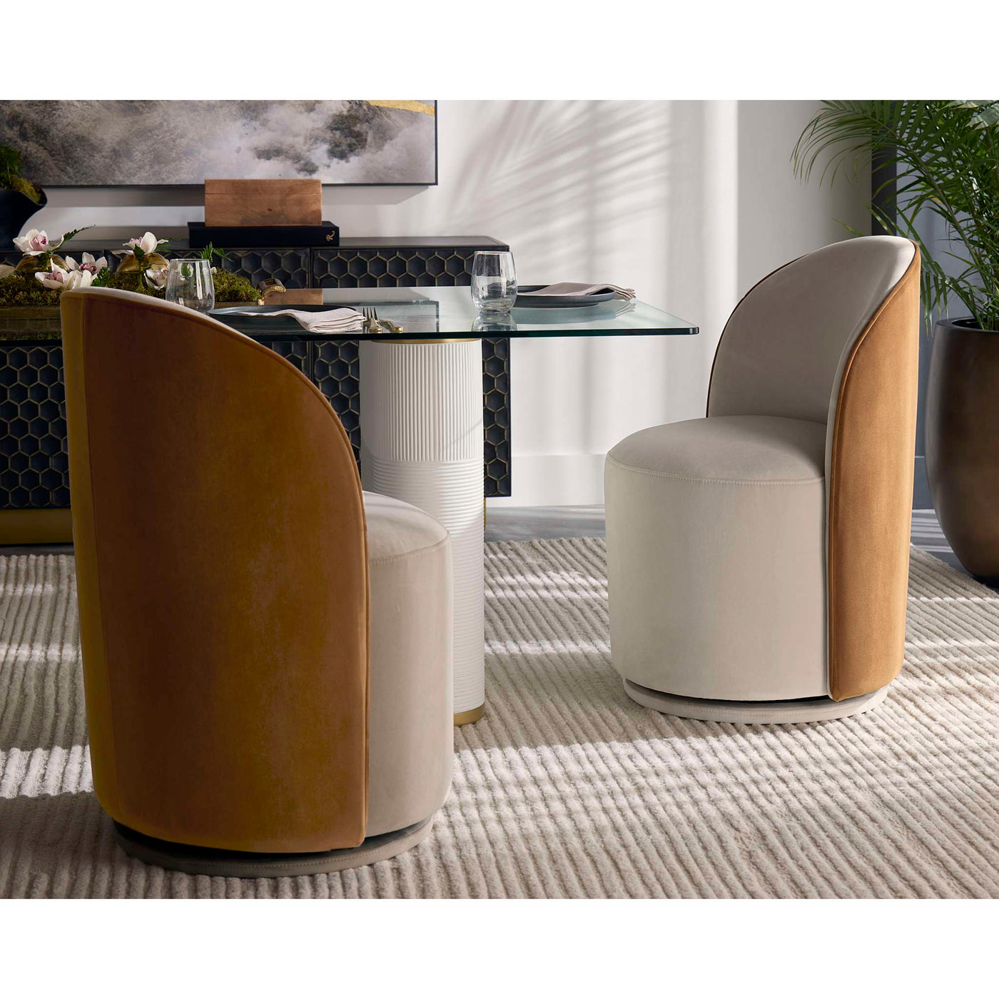 CAVOLI SWIVEL DINING CHAIR