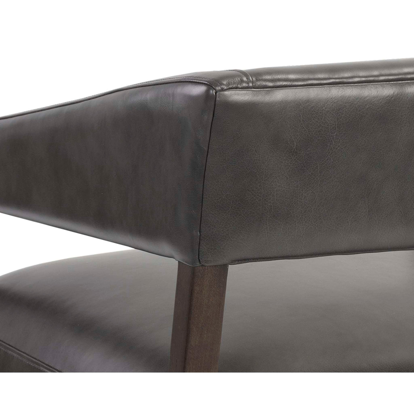 CARLYLE LOUNGE CHAIR