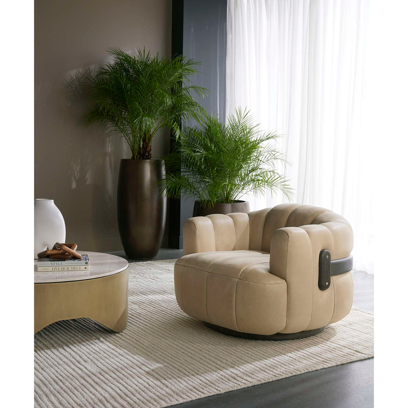 Tadeo Swivel Armchair