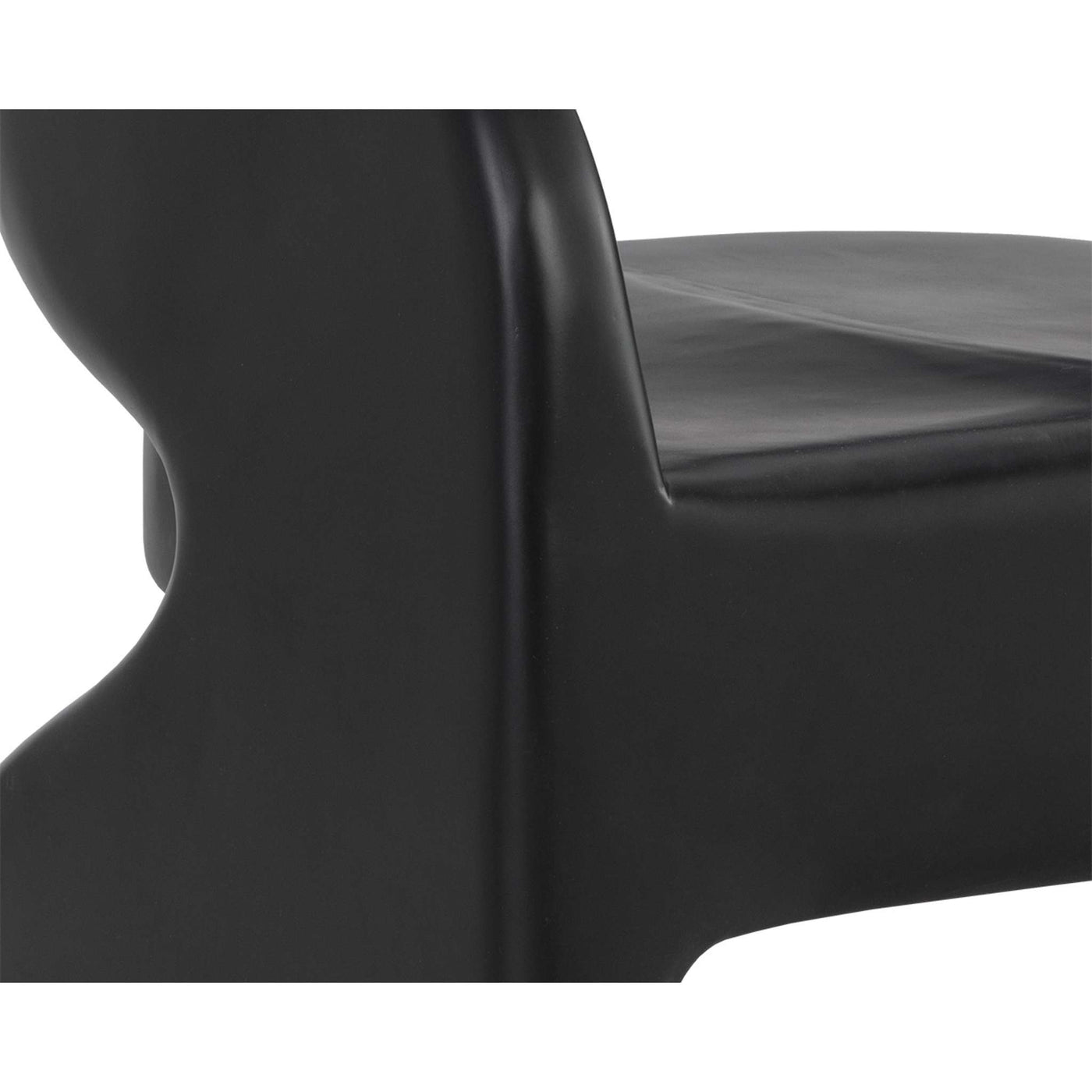 CURA LOUNGE CHAIR