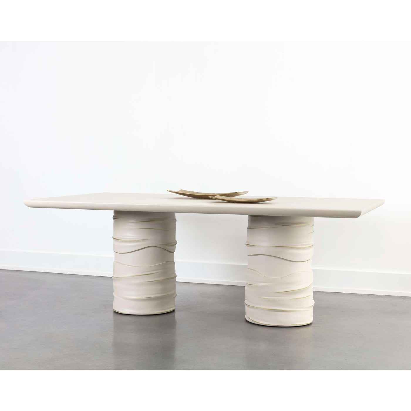 ALANYA DINING TABLE