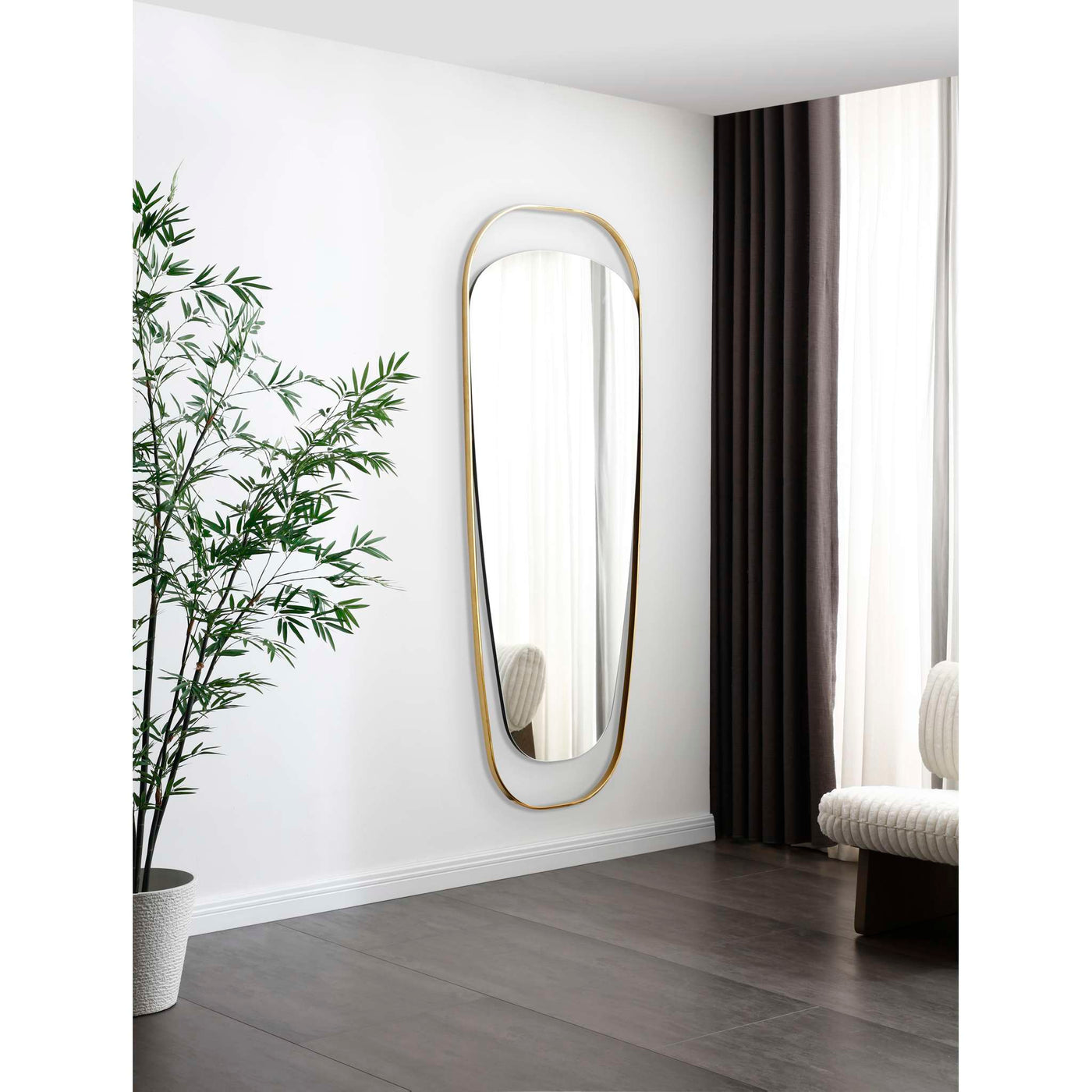 Whiteline - Matilda Floor Mirror