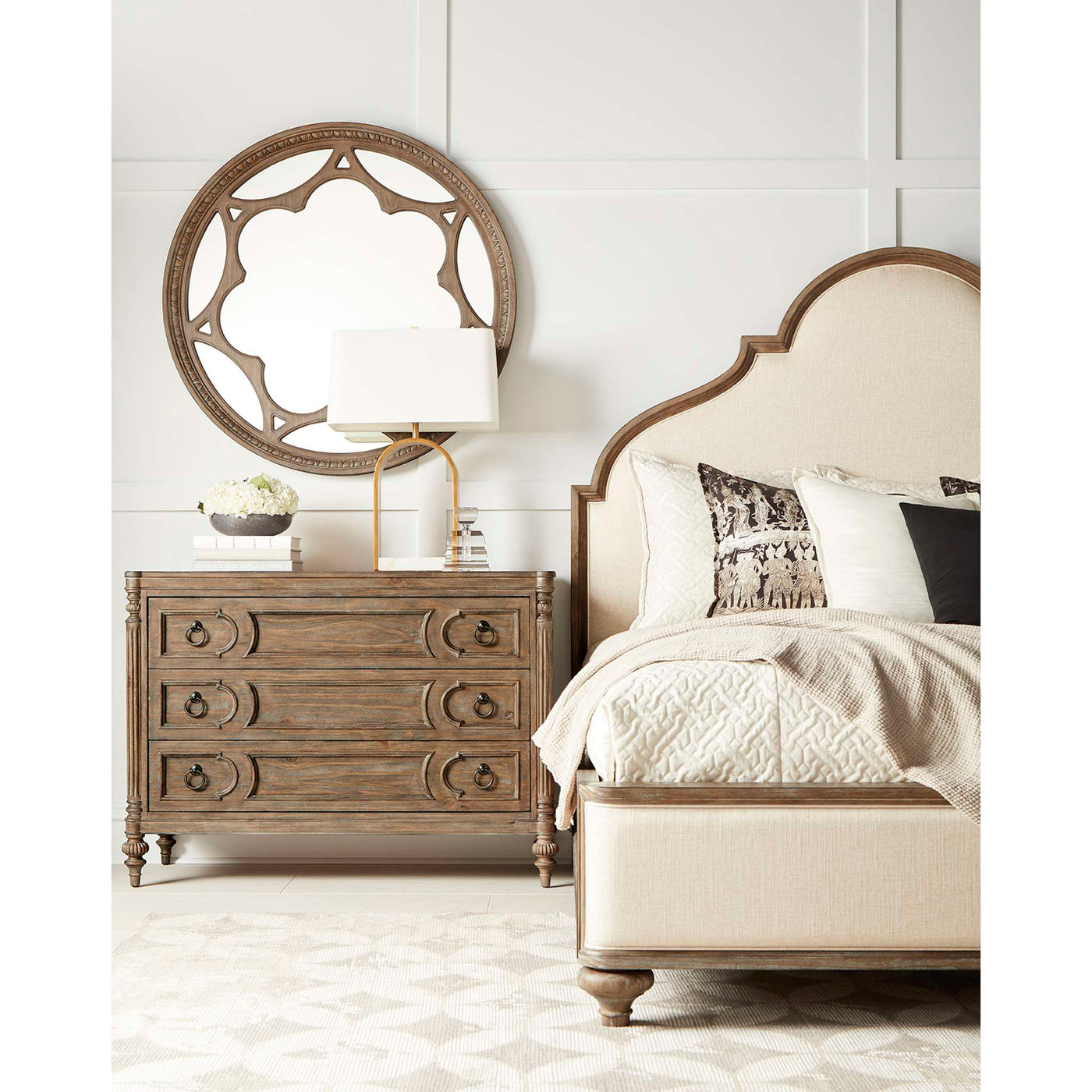 Architrave Round Mirror