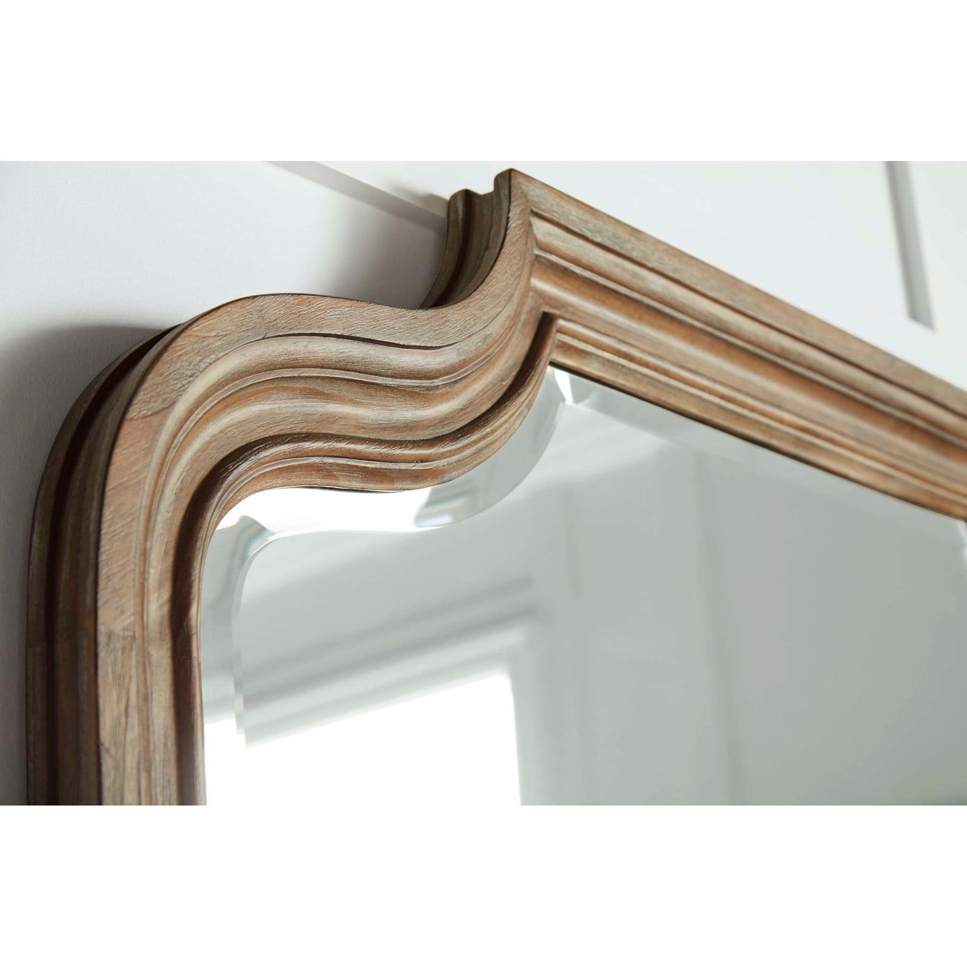 Architrave Mirror